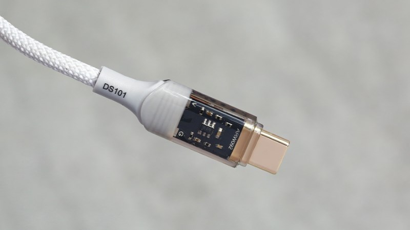 iphone-15-dung-cong-sac-gi-top-usb-type-c-chinh(10)-800x450.jpg