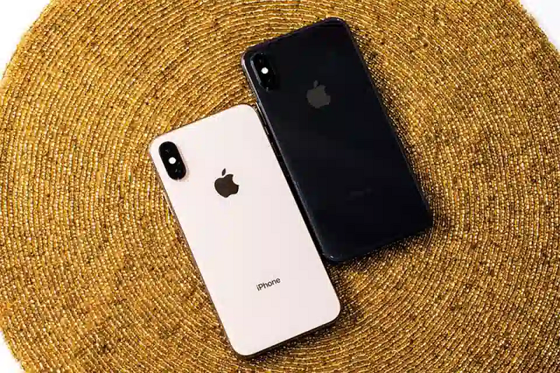 iPhone X