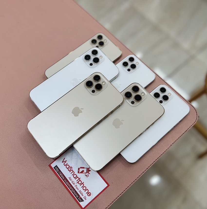 iphone 11 pro max vs iphone 12 pro max